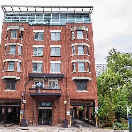 The Saint James Hotel, Ascend Hotel Collection Торонто Экстерьер фото