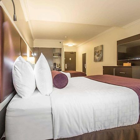 The Saint James Hotel, Ascend Hotel Collection Торонто Экстерьер фото