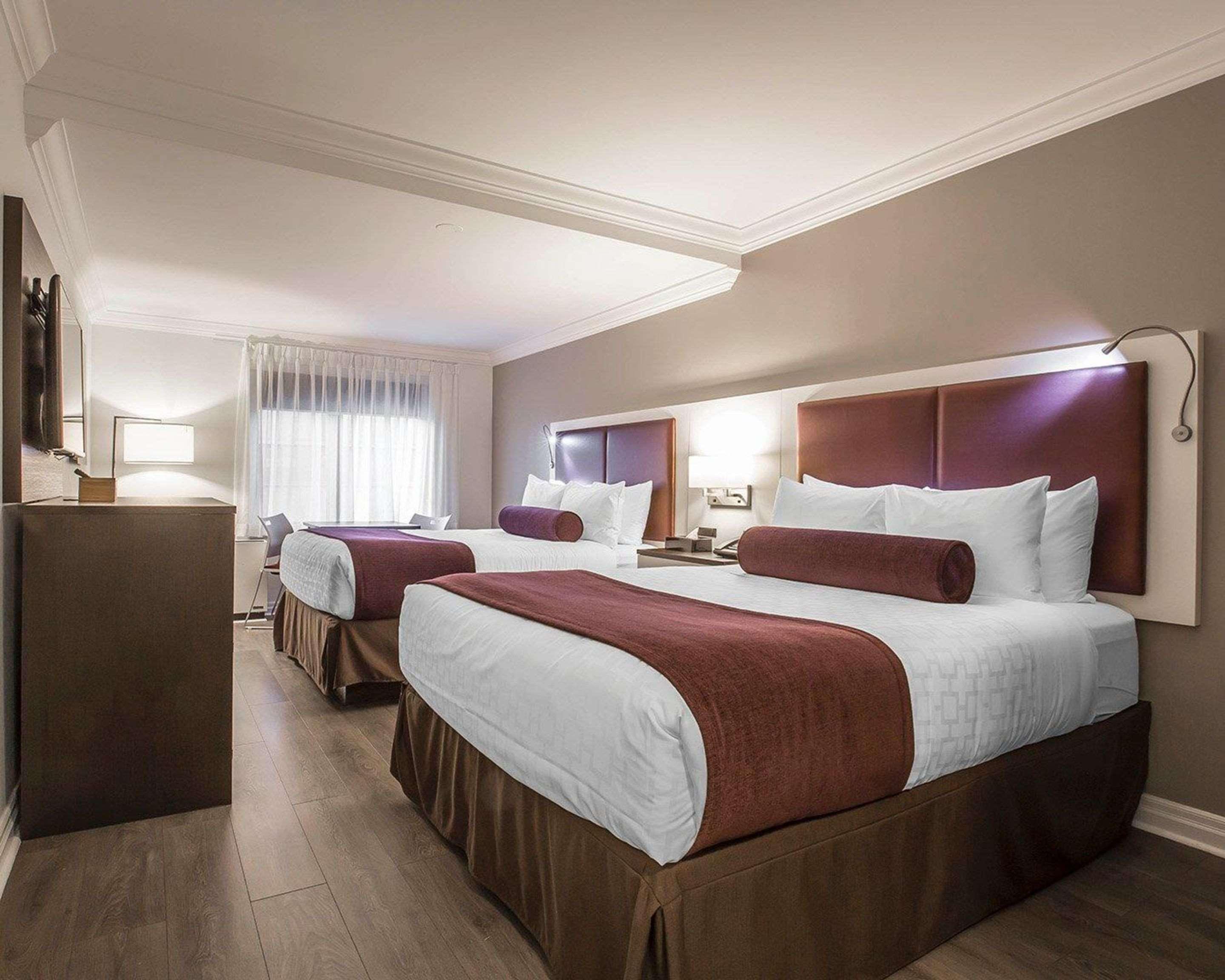 The Saint James Hotel, Ascend Hotel Collection Торонто Экстерьер фото