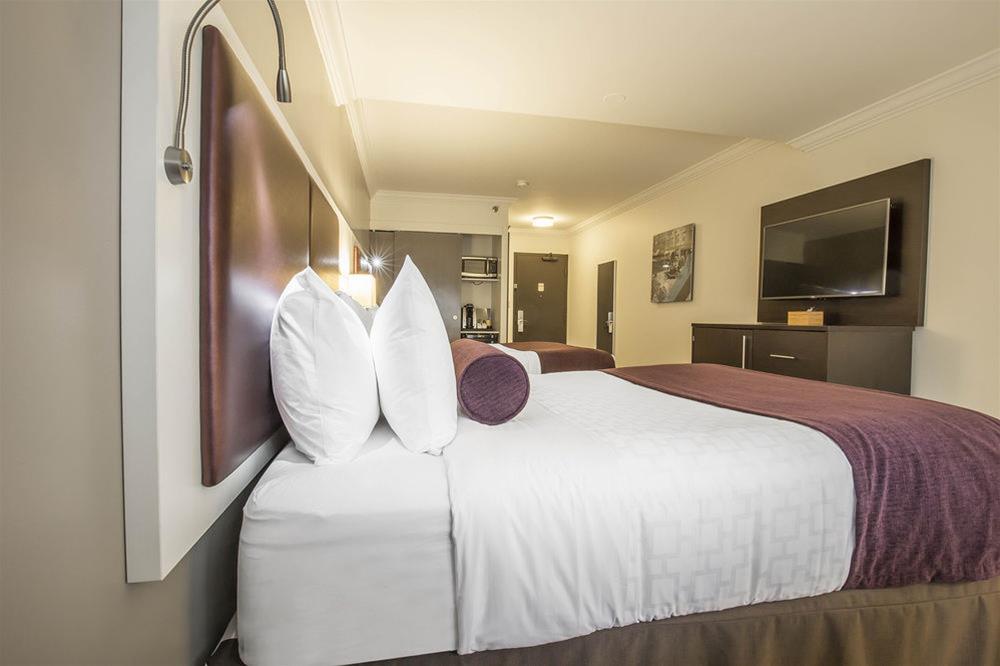 The Saint James Hotel, Ascend Hotel Collection Торонто Экстерьер фото