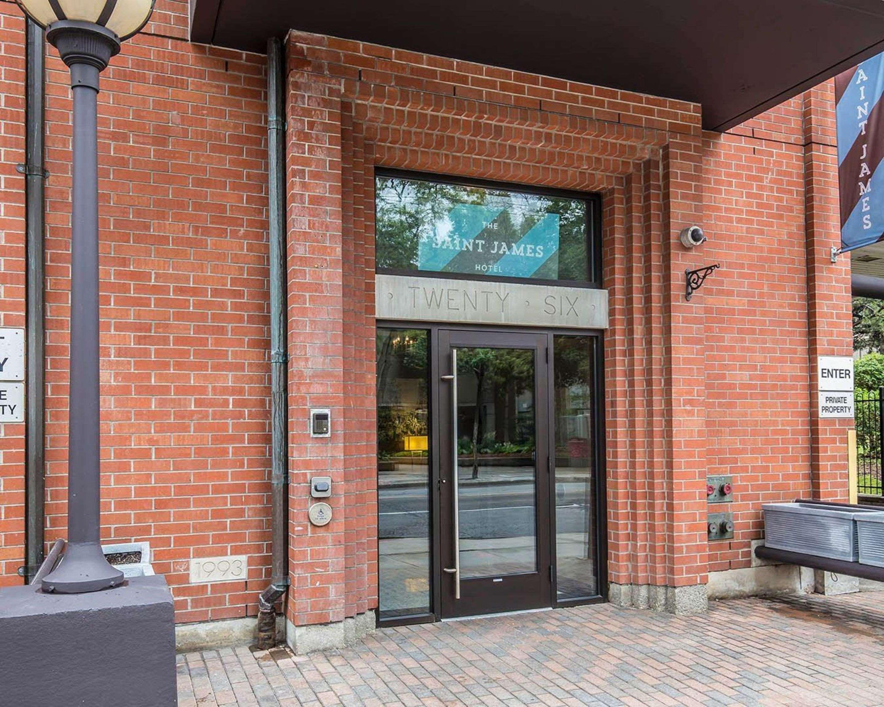 The Saint James Hotel, Ascend Hotel Collection Торонто Экстерьер фото