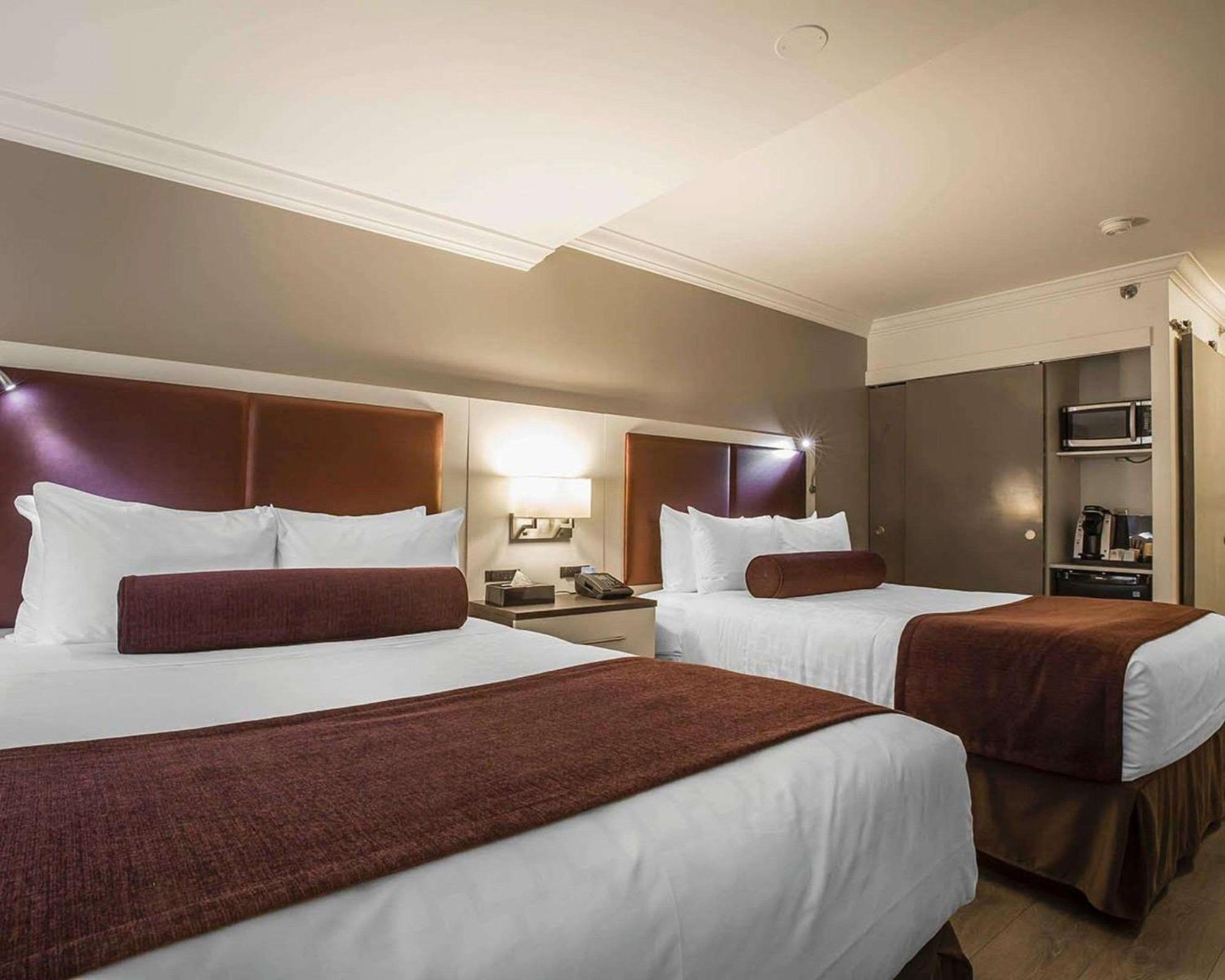 The Saint James Hotel, Ascend Hotel Collection Торонто Экстерьер фото