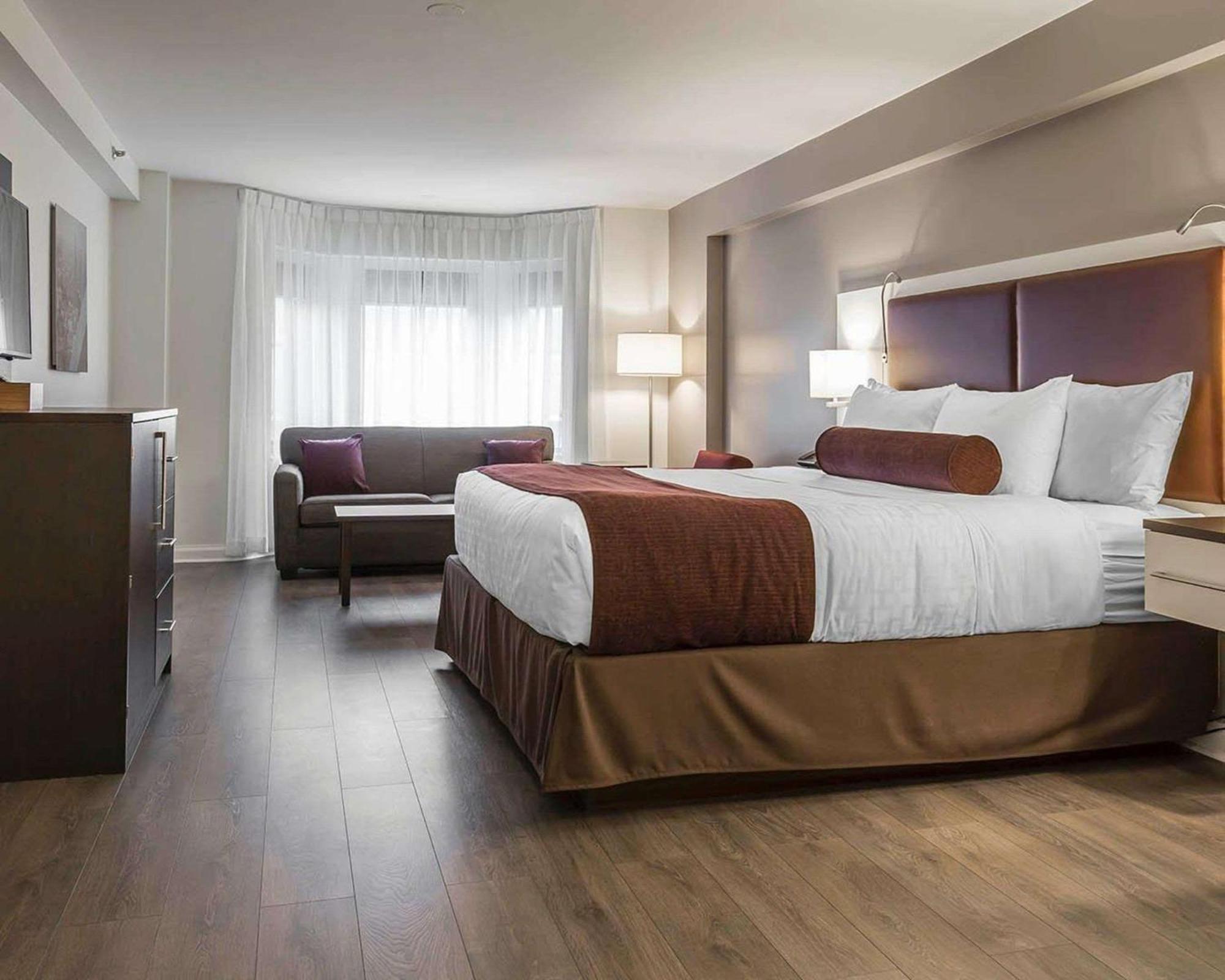 The Saint James Hotel, Ascend Hotel Collection Торонто Экстерьер фото